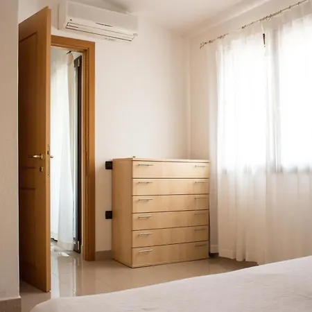 Residenze Branca Iii Seaview Apartment Orosei